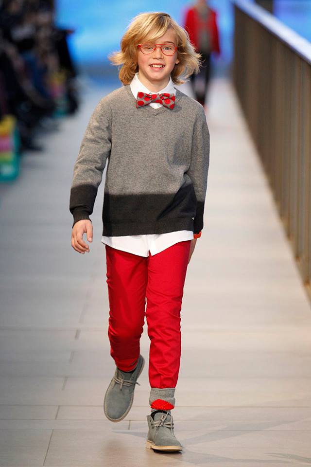 Pisamonas en Barcelona Fashion 2014 botas safari pisacacas para niños grises Pisamonas en Barcelona Fashion 2014 botas safari pisacacas para niños grises